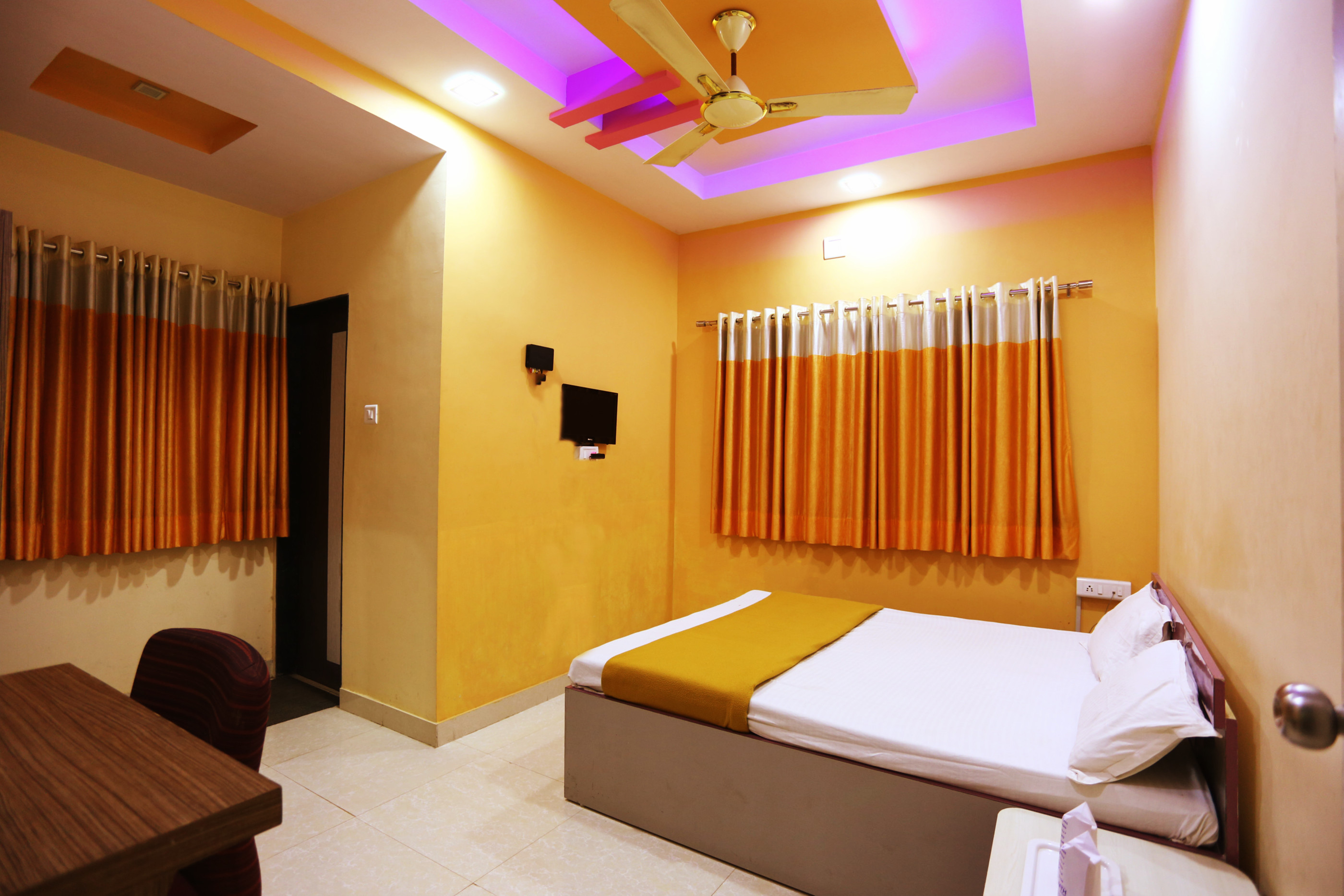 Hotel Somnath Sagar, Somnath - Superior NON AC Room