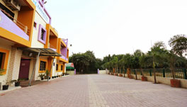 Hotel Somnath Sagar - Outer View