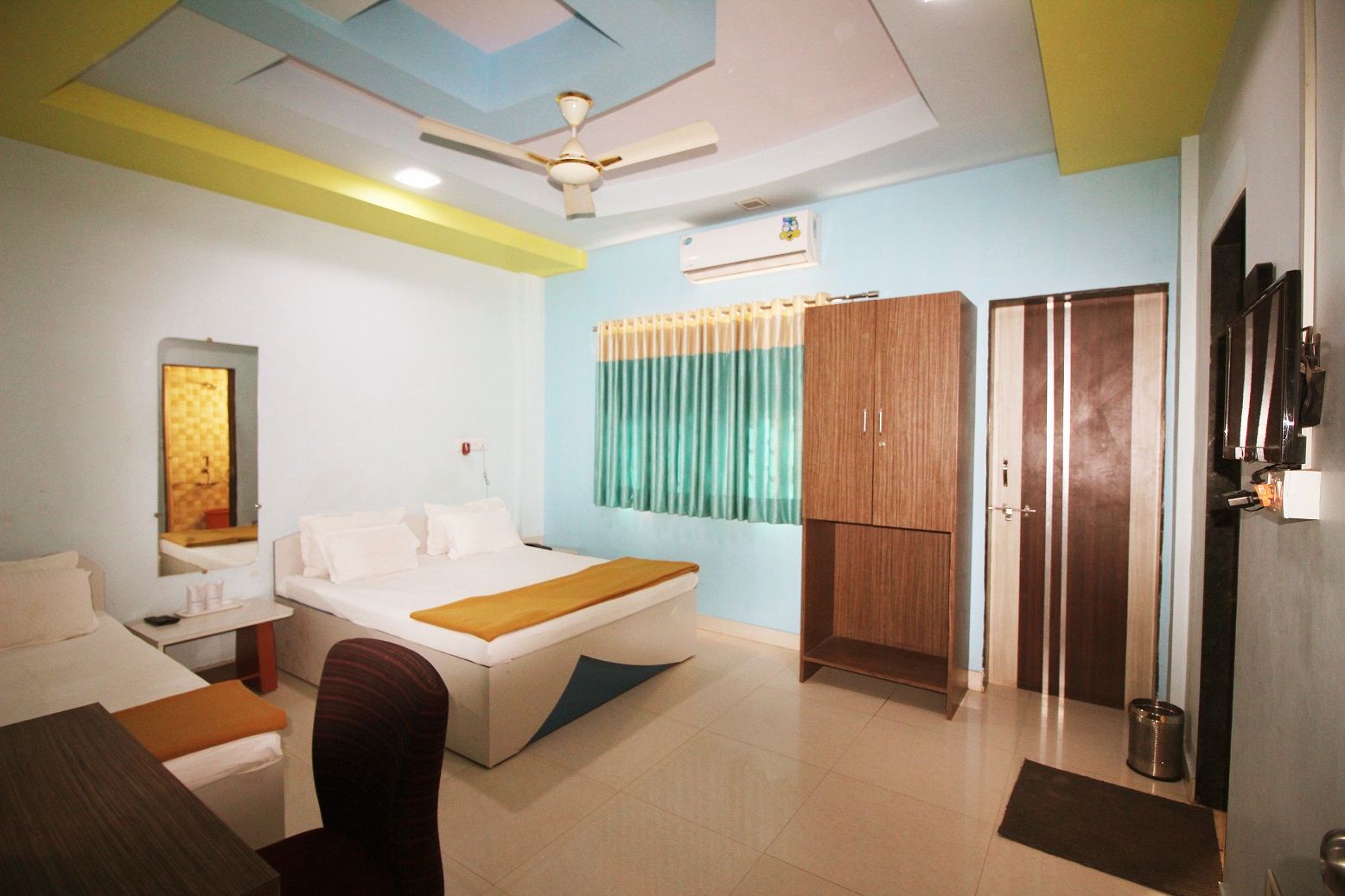 Hotel Somnath Sagar - Superior Three Bedded NON AC Room View